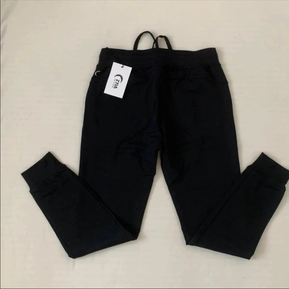 Black Unwind Jogger - Picture 11 of 11